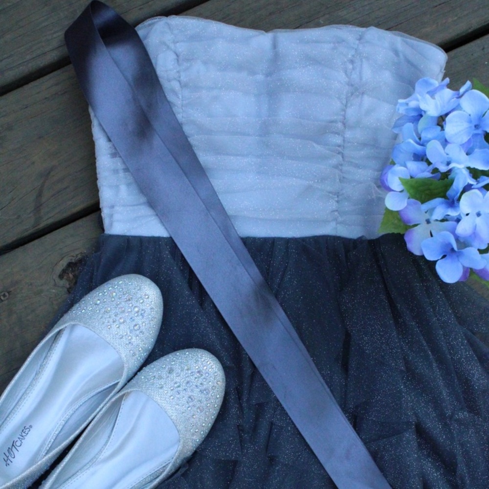 Gray Strapless Sparkly Semi-Formal Dress